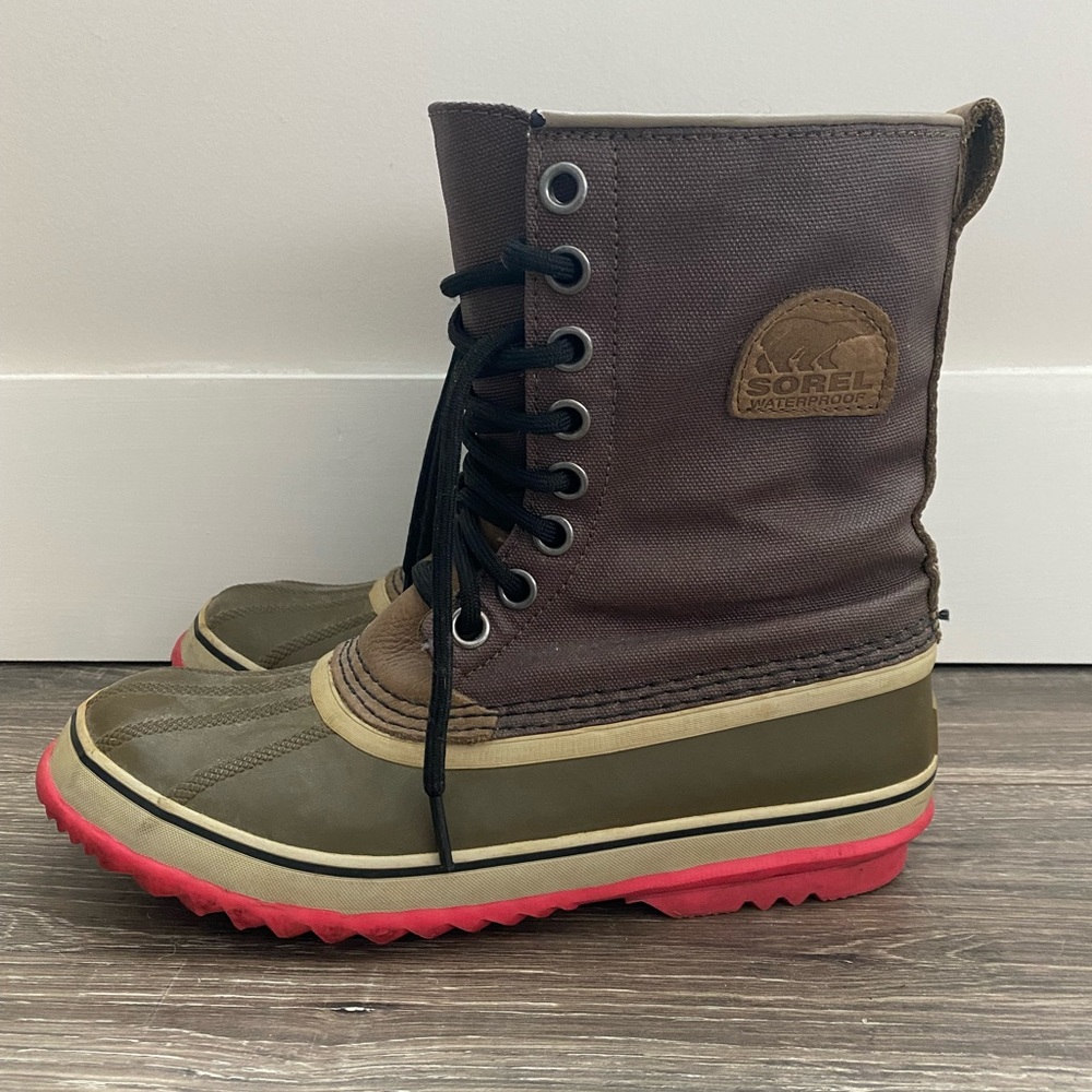 Sorel 1964 Premium CVS Winter Boots size 9